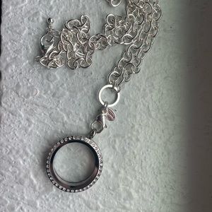 Origami Owl Necklace